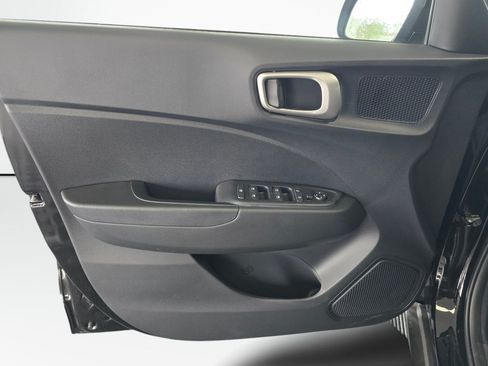 New 2026 Hyundai Venue SEL FWD image 33