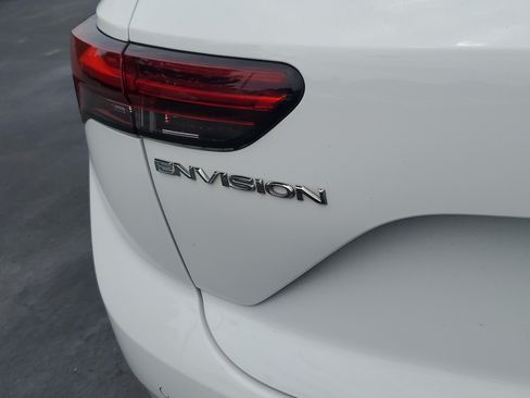 Used 2022 Buick Envision Essence w/ Technology Package I FWD image 6