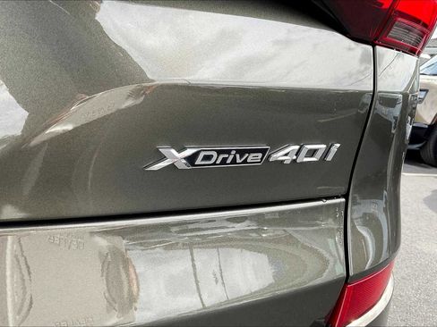 Used 2022 BMW X5 xDrive40i w/ M Sport Package image 11