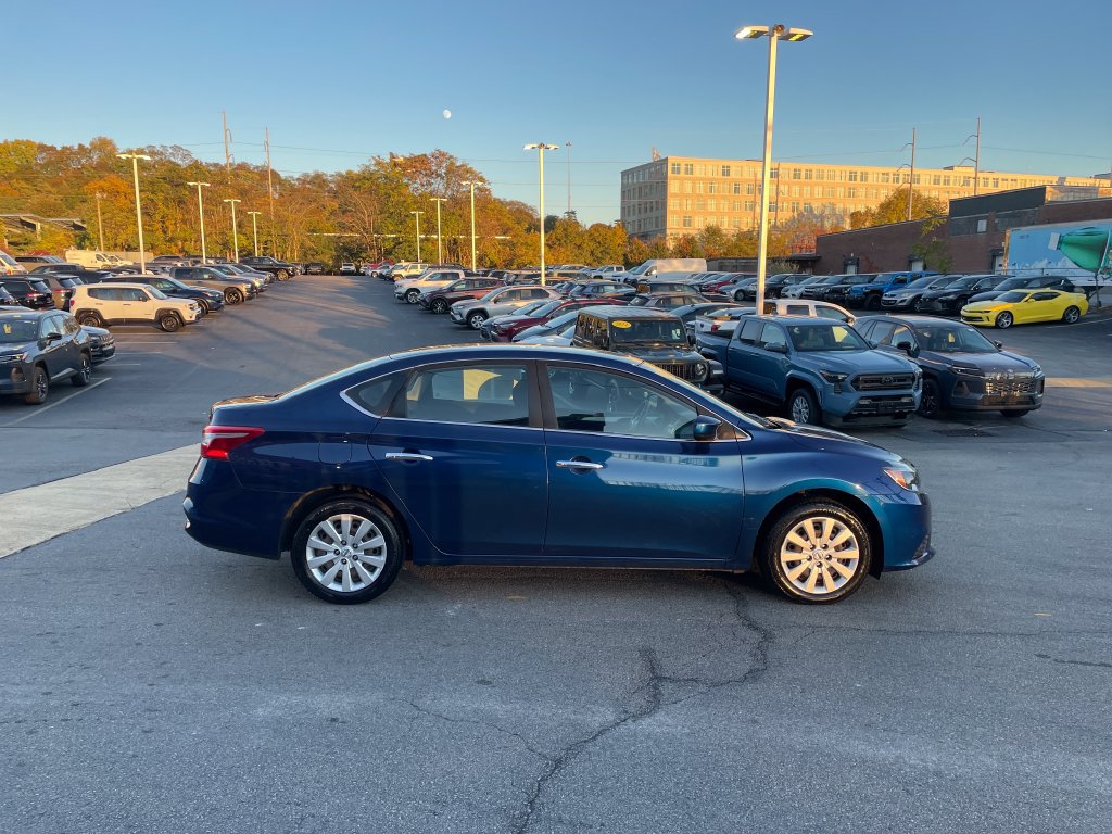 Used 2019 Nissan Sentra S FWD image 6