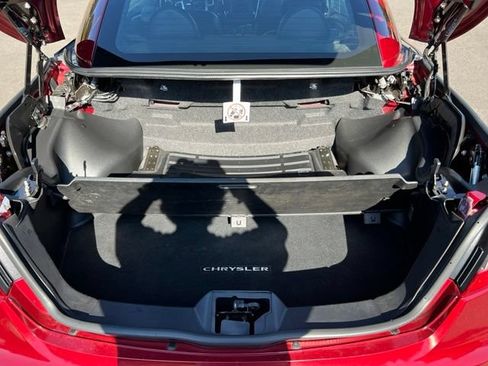 Used 2012 Chrysler 200 Limited FWD image 10