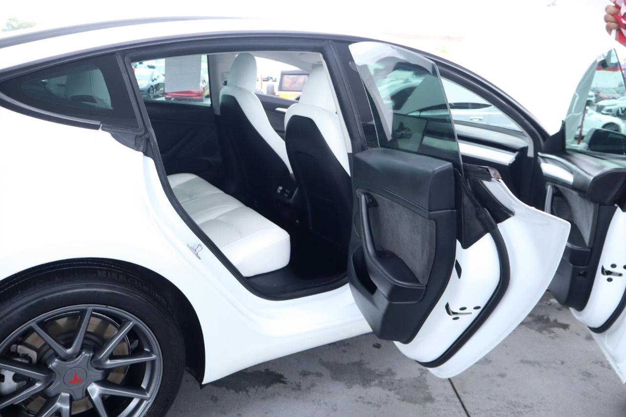 Used 2023 Tesla Model 3 Standard Range RWD image 33