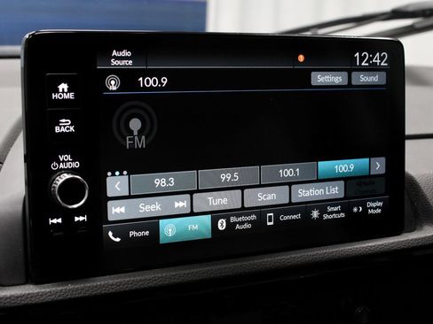 Used 2023 Honda CR-V EX-L image 3