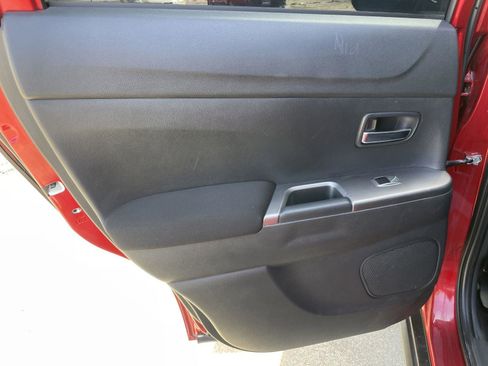 Used 2021 Mitsubishi Outlander Sport SE image 32