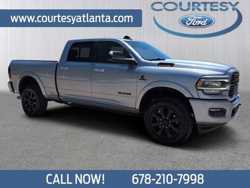 Used 2022 RAM 2500 Laramie AWD/4WD image 1