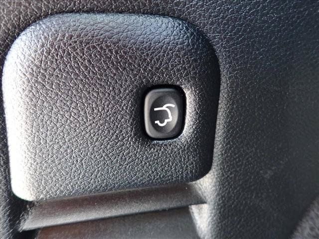 Used 2021 Jeep Grand Cherokee Trailhawk w/ Trailhawk Luxury Group AWD/4WD image 8