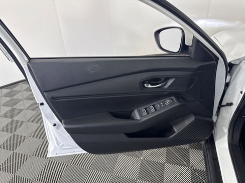 Used 2023 Honda Accord EX image 13