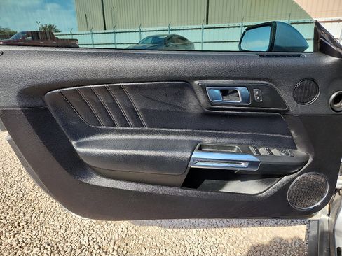 Used 2022 Ford Mustang Premium image 10