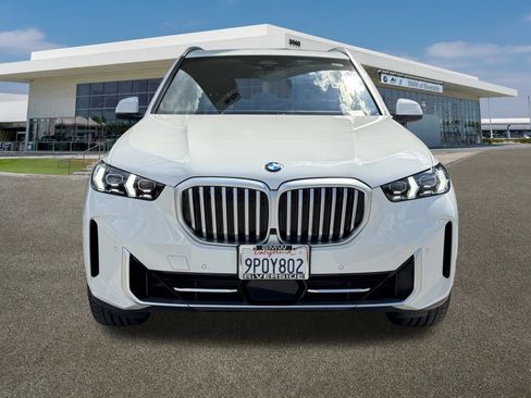 Used 2025 BMW X5 sDrive40i image 3