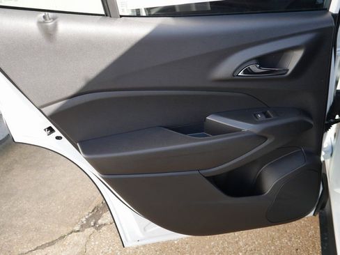 New 2026 Chevrolet Trax RS w/ Driver Confidence Package image 30