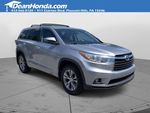 Used 2015 Toyota Highlander Plus AWD/4WD image 1