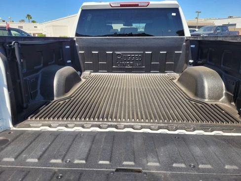 Used 2023 GMC Sierra 1500 SLE AWD/4WD image 10