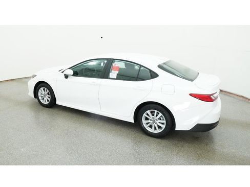 New 2026 Toyota Camry LE image 4