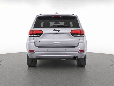 Used 2021 Jeep Grand Cherokee Laredo X AWD/4WD image 7
