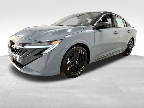 New 2026 Nissan Sentra SR FWD image 5