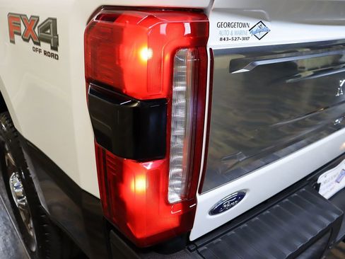 Used 2025 Ford F250 King Ranch image 23