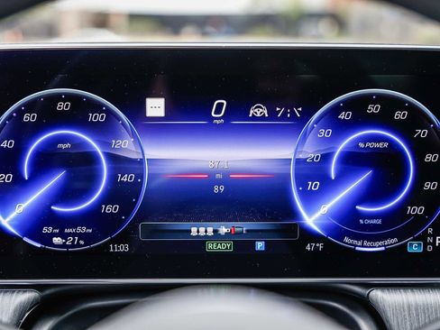 Used 2023 Mercedes-Benz EQE 500 4MATIC Sedan image 24