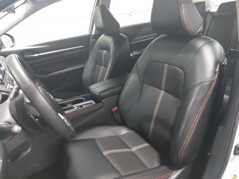 Used 2025 Nissan Altima 2.5 SR image 14