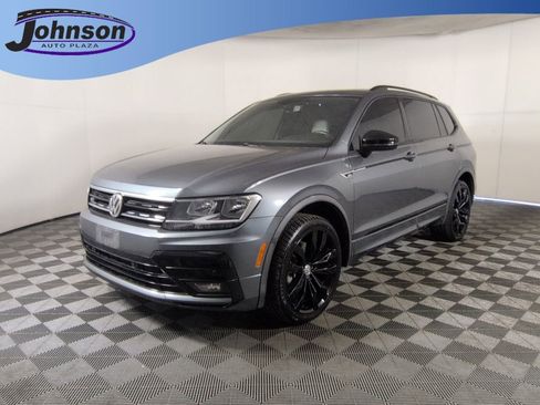 Used 2021 Volkswagen Tiguan SE AWD/4WD image 1