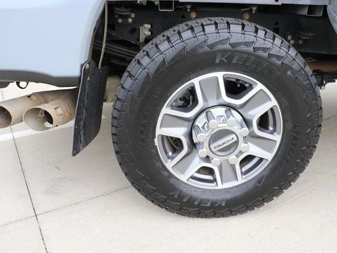 Used 2024 Ford F350 Lariat AWD/4WD image 8