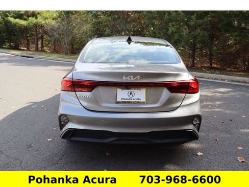 Used 2023 Kia Forte LXS w/ LXS Technology Package image 6