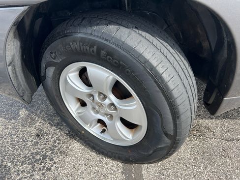 Used 2004 MAZDA Tribute LX AWD/4WD image 9