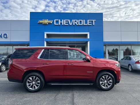 Used 2022 Chevrolet Tahoe LT w/ LT Signature Package image 1