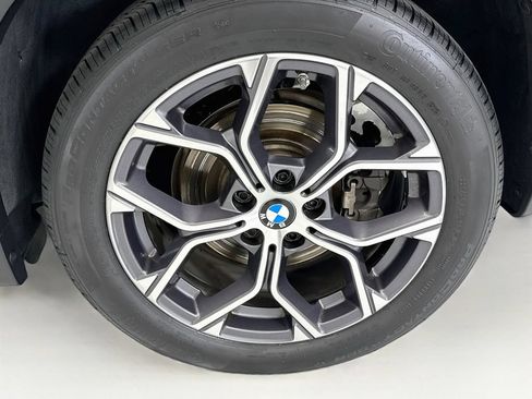 Used 2020 BMW X1 xDrive28i w/ Premium Package AWD/4WD image 30