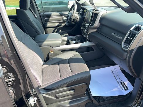 New 2026 RAM 1500 Big Horn AWD/4WD image 17