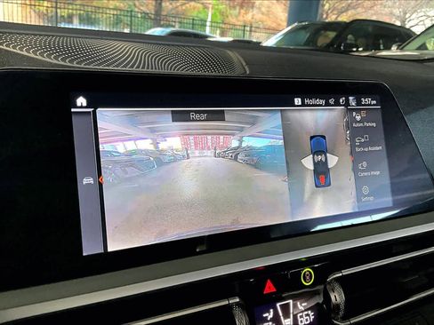 Used 2023 BMW M440i Convertible w/ Premium Package image 25