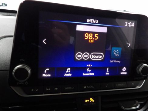 Used 2022 Nissan Altima 2.5 SR image 13