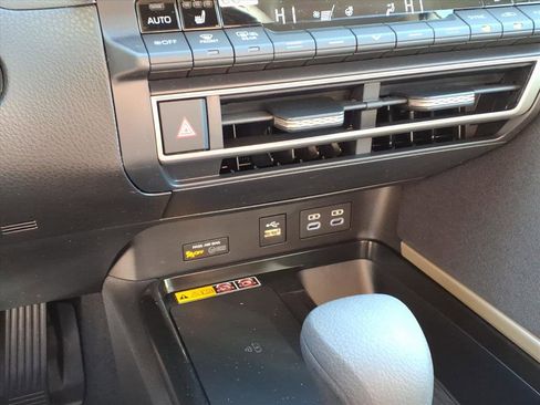 New 2026 Toyota Camry LE w/ Convenience Package image 13