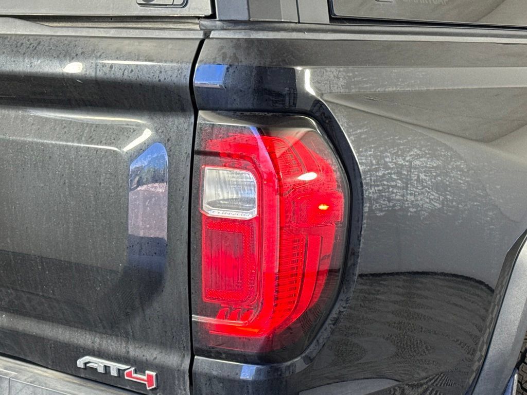 Certified 2024 GMC Canyon AT4 w/ LPO, Off Road Lift Package AWD/4WD image 9