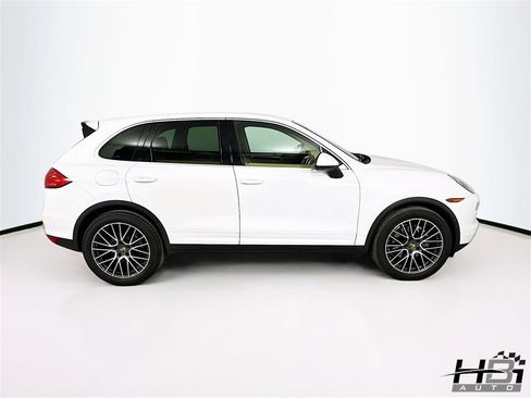 Used 2014 Porsche Cayenne image 5