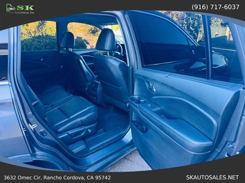 Used 2017 Honda Pilot Touring image 26