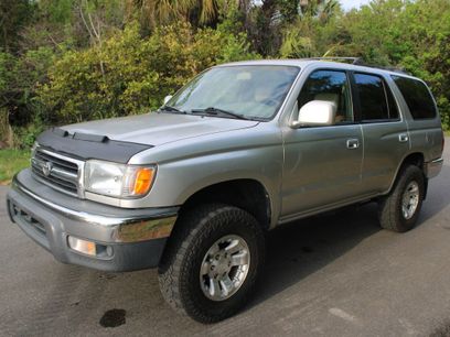 Used 2000 Toyota 4Runner SR5