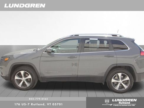 Used 2021 Jeep Cherokee Limited w/ Mopar Interior Package AWD/4WD image 9