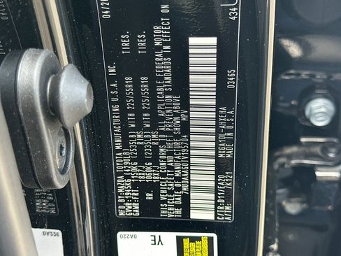 Certified 2026 Toyota Corolla Cross XLE w/ Convenience Package FWD image 29