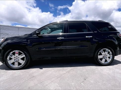 Used 2017 GMC Acadia Limited SLT AWD/4WD image 3