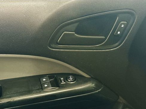 Used 2018 Chevrolet Colorado W/T w/ WT Convenience Package image 18