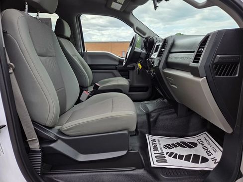 Used 2017 Ford F350 XL w/ Power Equipment Group AWD/4WD image 16