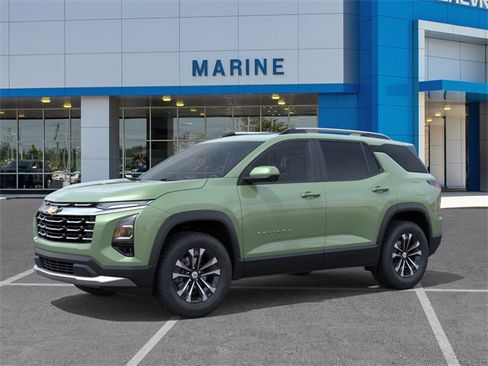 New 2026 Chevrolet Equinox LT image 2