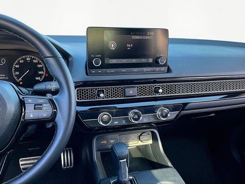 Used 2025 Honda Civic Sport image 10