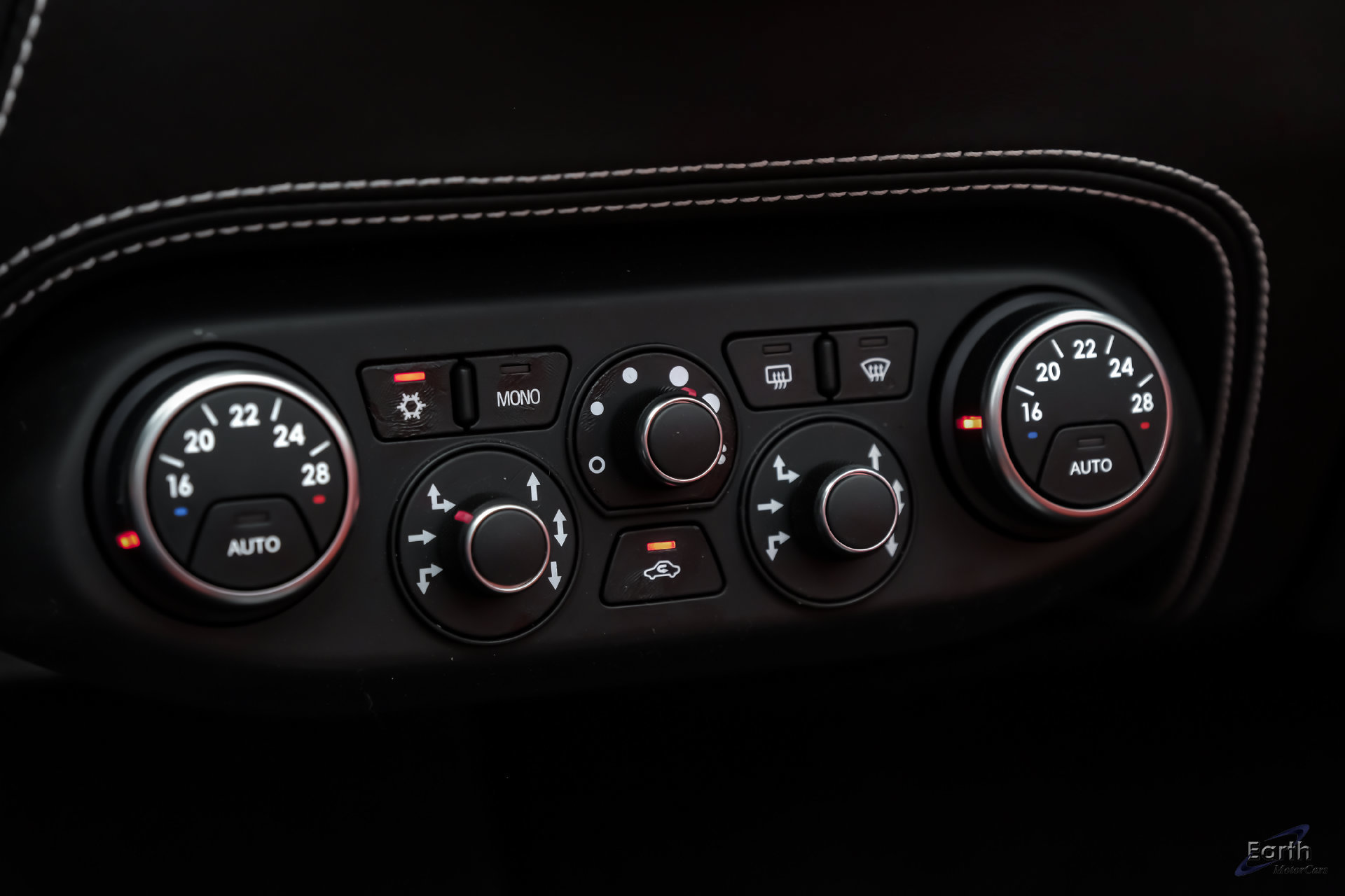 Used 2015 Ferrari 458 Spider RWD image 90