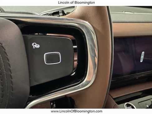 New 2026 Lincoln Navigator Reserve AWD/4WD image 48