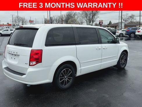 Used 2017 Dodge Grand Caravan GT image 8