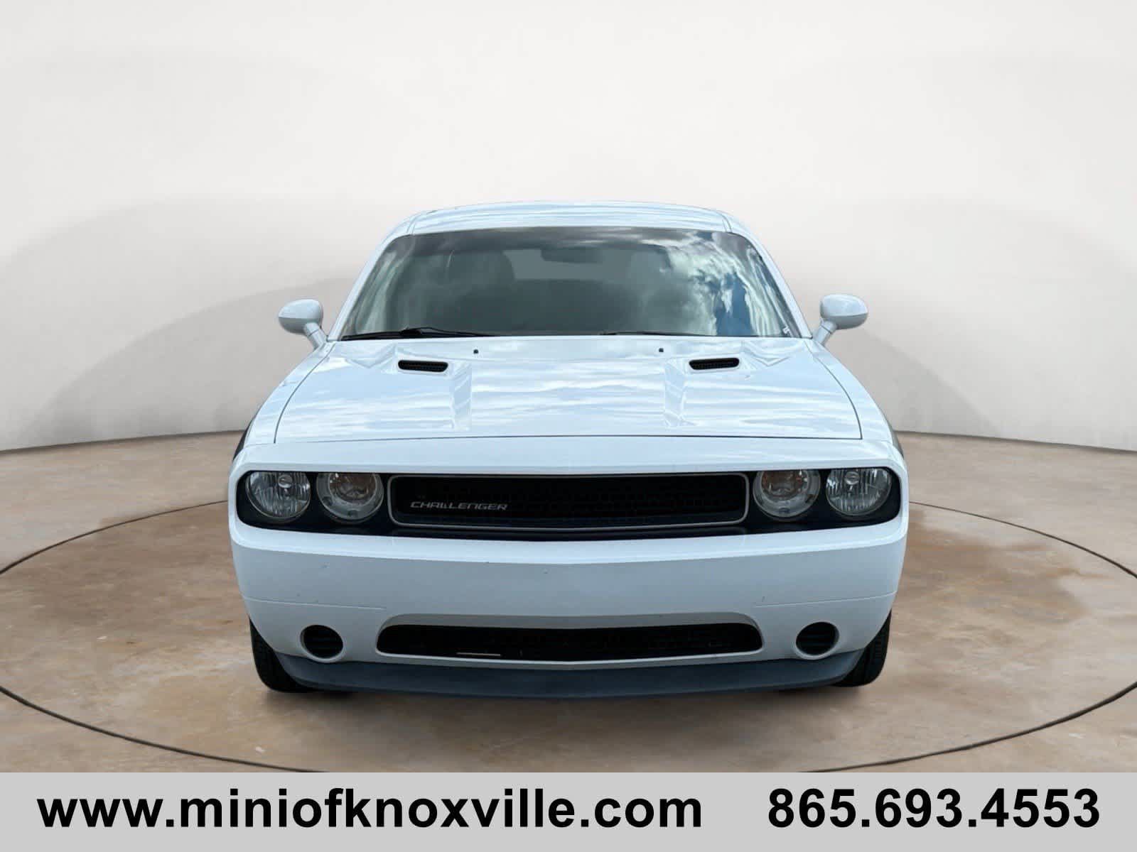 Used 2011 Dodge Challenger RWD image 8