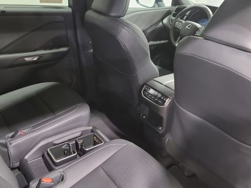 Used 2026 Lexus TX 350 AWD w/ Technology Package image 41