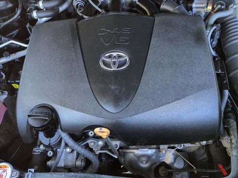 Used 2021 Toyota Highlander XSE image 23