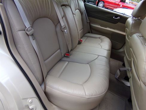 Used 2001 Lincoln Continental image 43